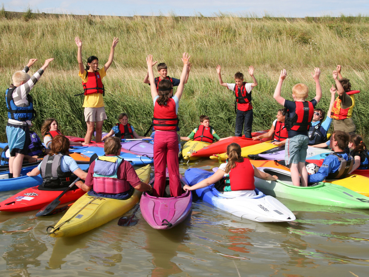 Canoes (Jpg)